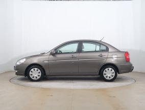 Hyundai Accent - 2009