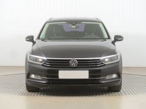 Volkswagen Passat - 2015