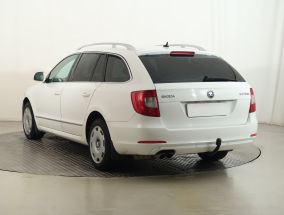 Skoda Superb - 2010