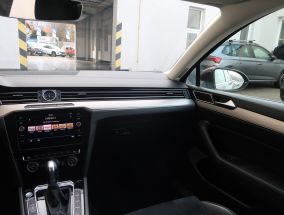 Volkswagen Passat - 2018