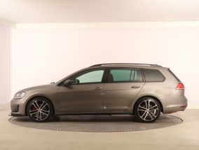 Volkswagen Golf - 2016