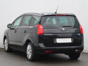 Peugeot 5008 - 2012