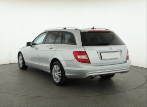Mercedes-Benz C - 2011