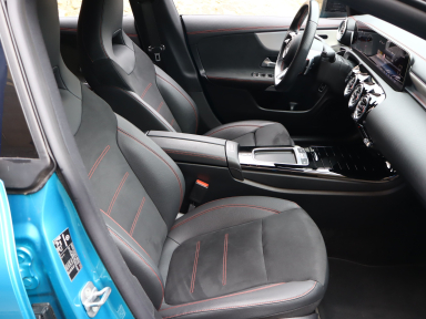 Mercedes-Benz CLA - 2024