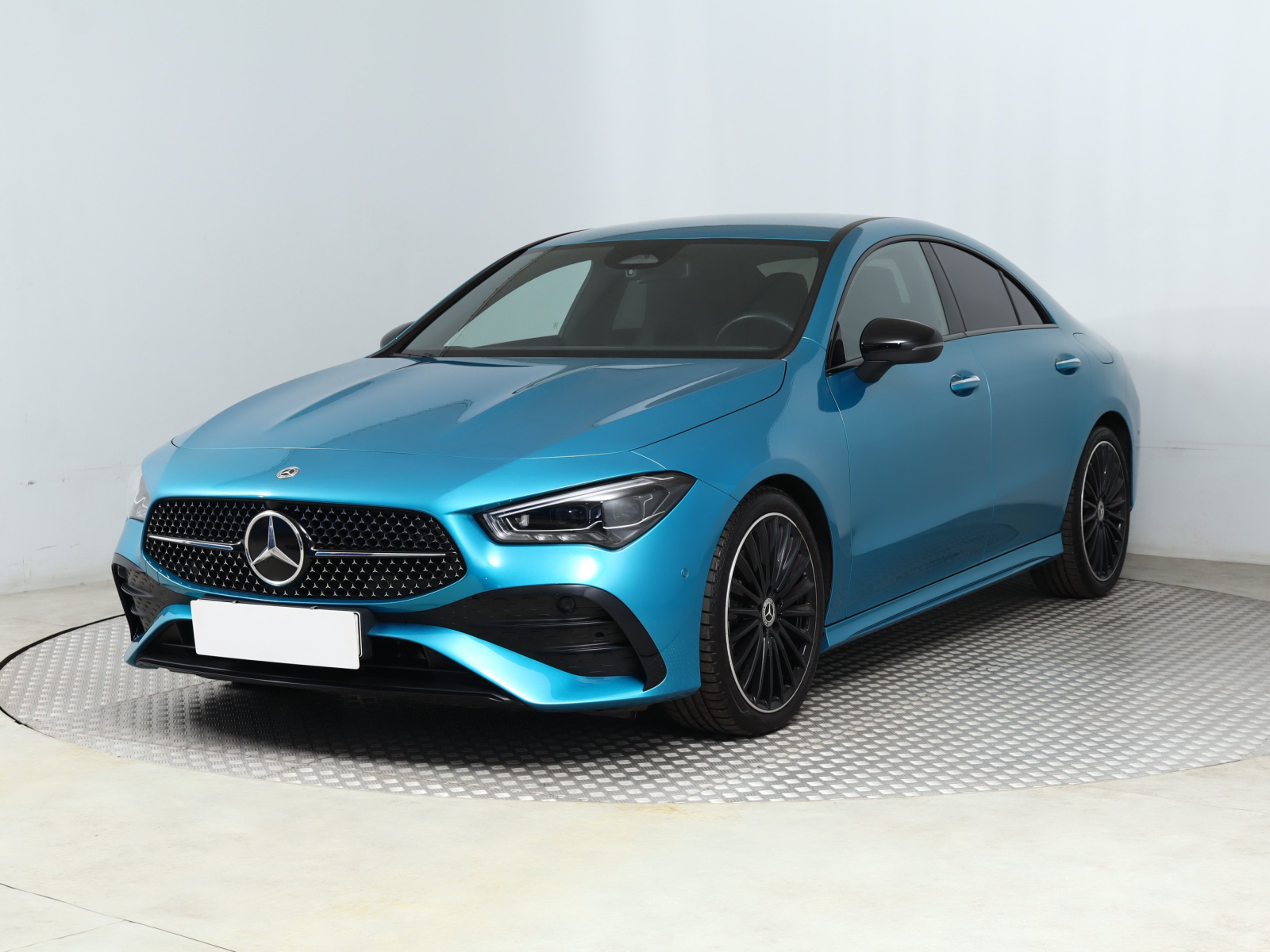 Mercedes-Benz CLA - 2024