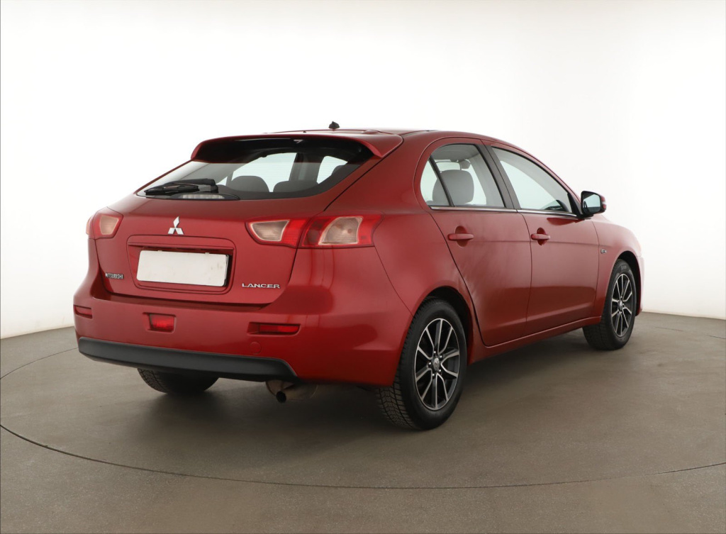 Mitsubishi Lancer