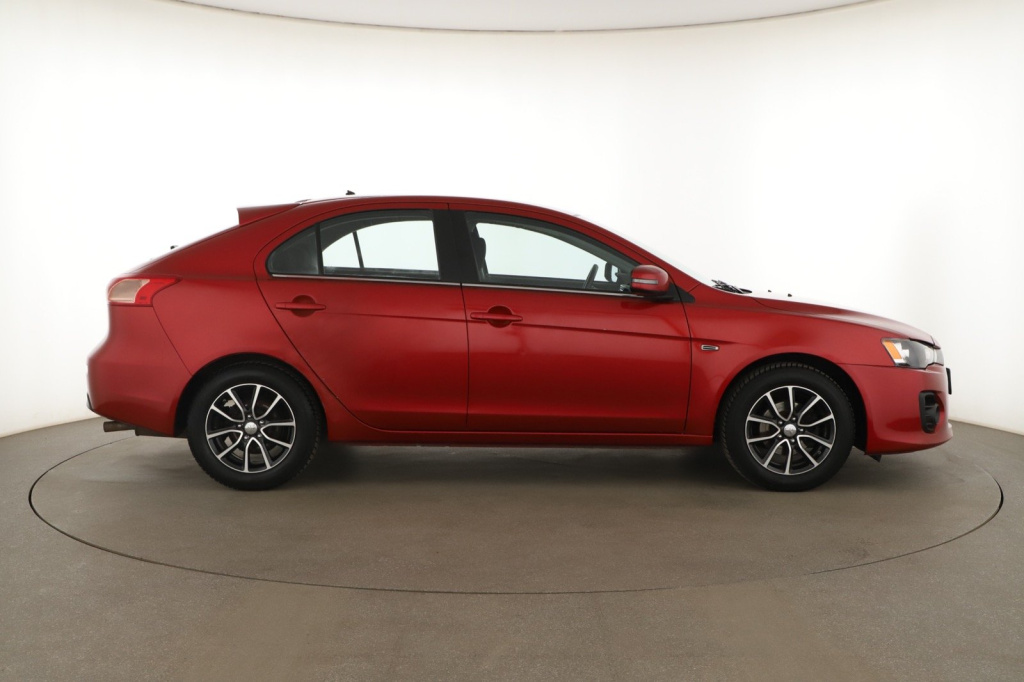 Mitsubishi Lancer