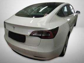 Tesla Model 3 - 2020