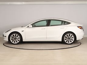 Tesla Model 3 - 2020