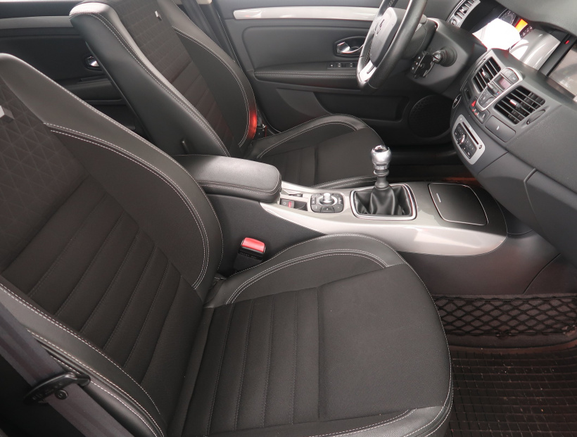 Renault Laguna, 2015