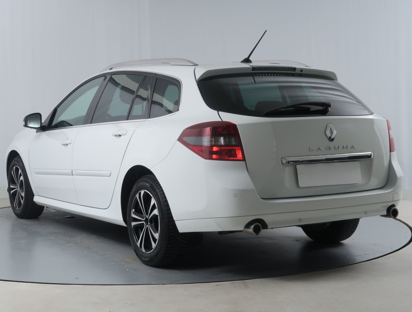 Renault Laguna, 2015