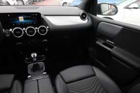 Mercedes-Benz B - 2019