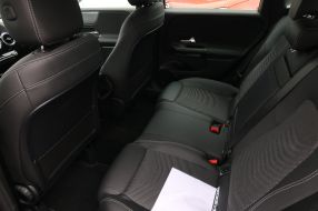 Mercedes-Benz B - 2019