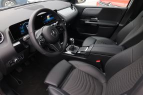 Mercedes-Benz B - 2019