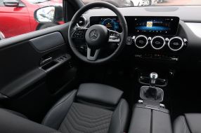 Mercedes-Benz B - 2019