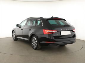 Škoda Superb - 2022