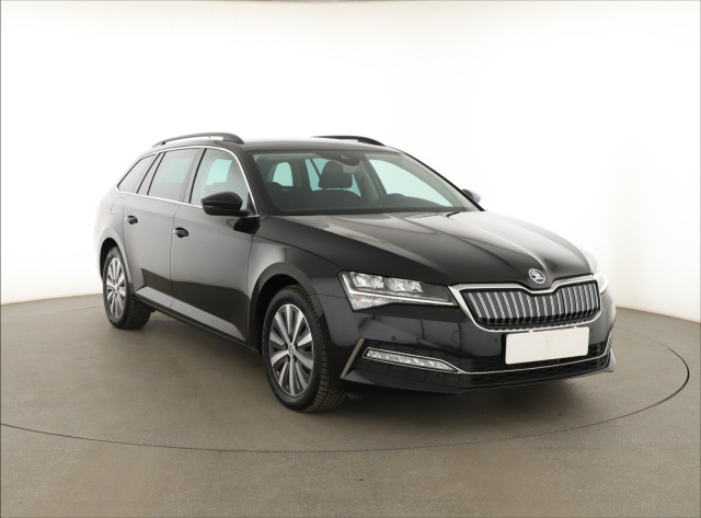 Škoda Superb 2022