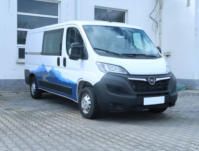 Opel Movano 2023
