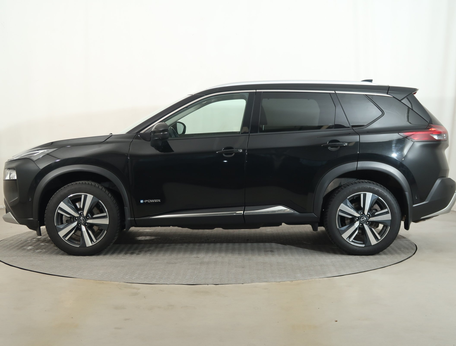 Nissan X-Trail - 2024
