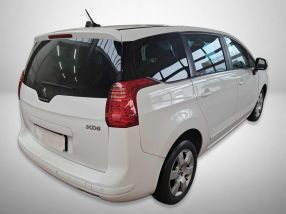 Peugeot 5008 - 2014