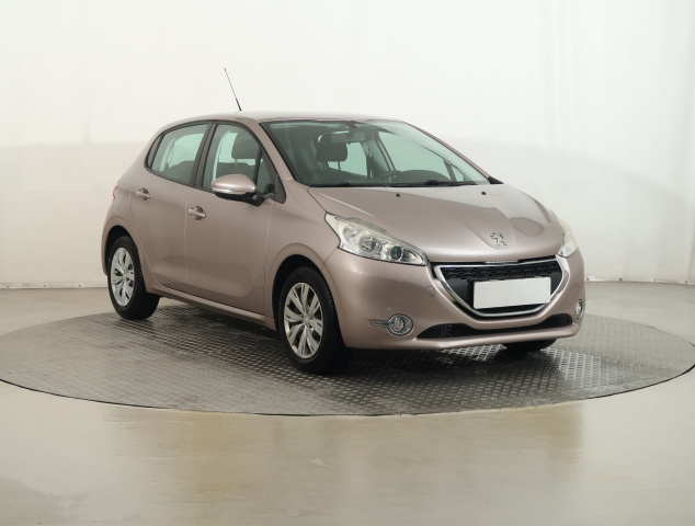Peugeot 208 2014
