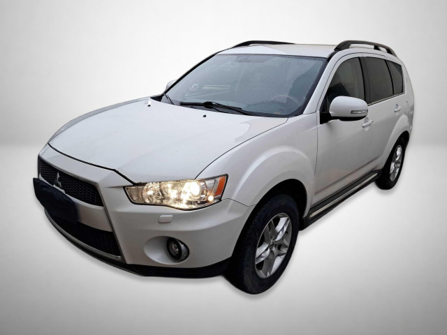 Mitsubishi Outlander 2011