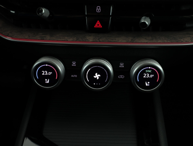 Škoda Superb - 2024