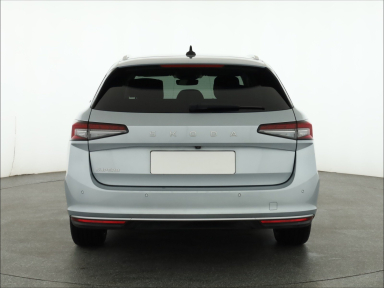 Škoda Superb - 2024