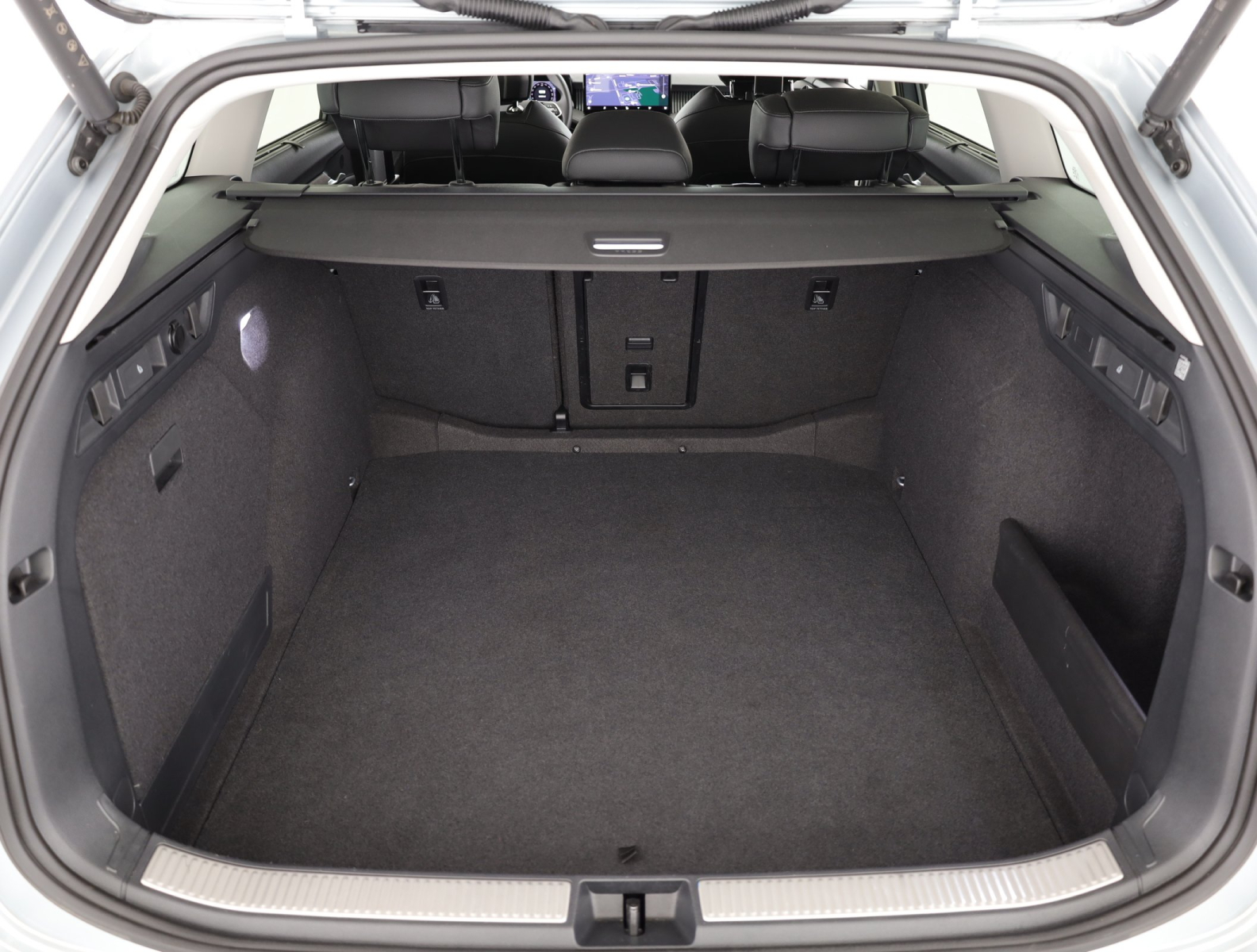 Škoda Superb - 2024