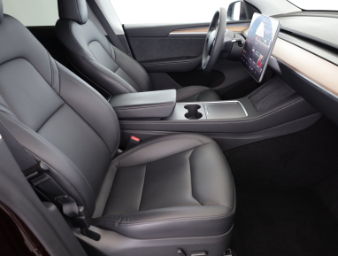 Tesla Model Y - 2023