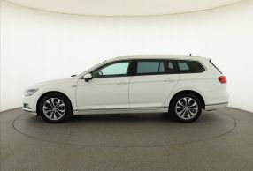 Volkswagen Passat - 2016