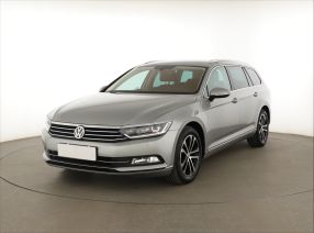 Volkswagen Passat - 2015