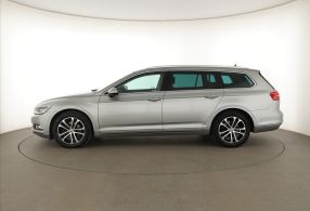 Volkswagen Passat - 2015