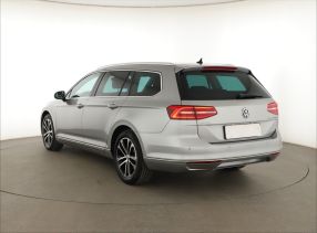 Volkswagen Passat - 2015