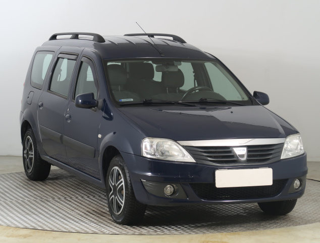 Dacia Logan 2011