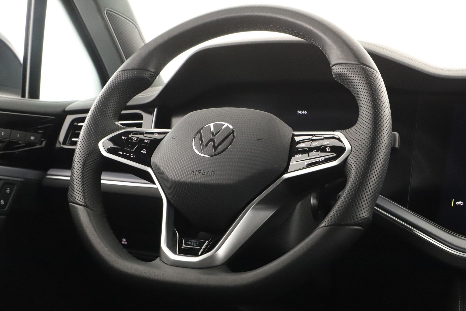 Volkswagen Touareg - 2024