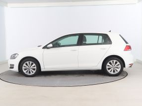 Volkswagen Golf - 2017