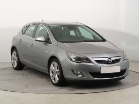 Opel Astra - 2009