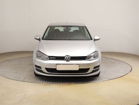 Volkswagen Golf - 2016
