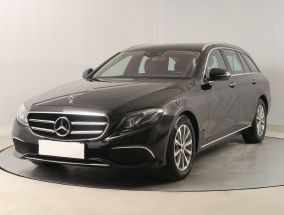 Mercedes-Benz E - 2019
