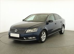 Volkswagen Passat - 2013