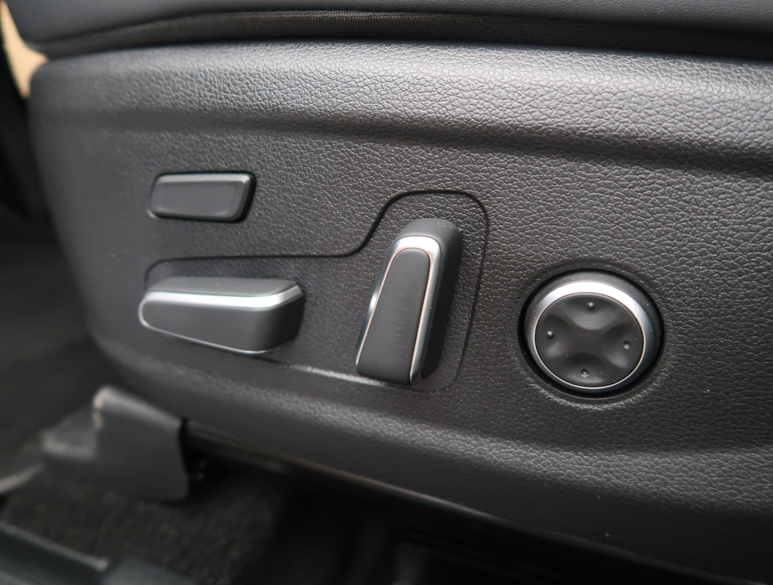 Hyundai Santa Fe - 2023