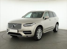 Volvo XC90 - 2015