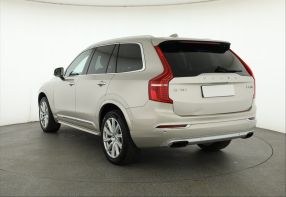 Volvo XC90 - 2015