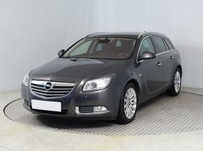 Opel Insignia - 2013
