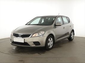 Kia Ceed - 2012
