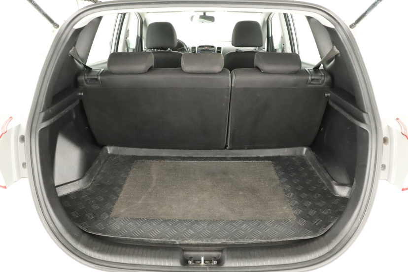 Hyundai ix20, 2012