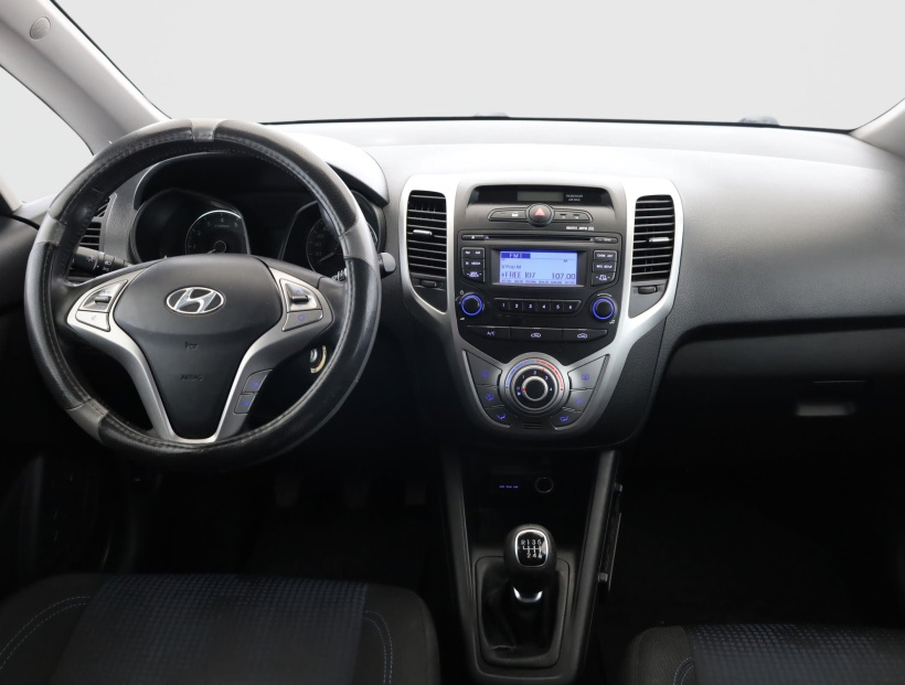 Hyundai ix20, 2012