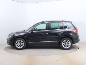 Volkswagen Tiguan - 2012