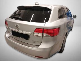 Toyota Avensis - 2012